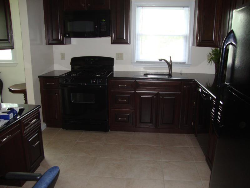 20 Walnut St - Photo 1