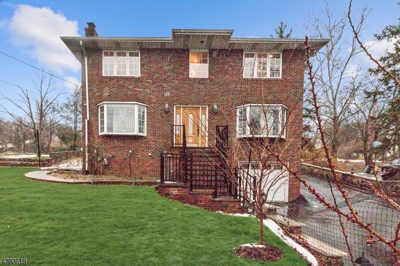 682 Totowa Rd - Photo 1