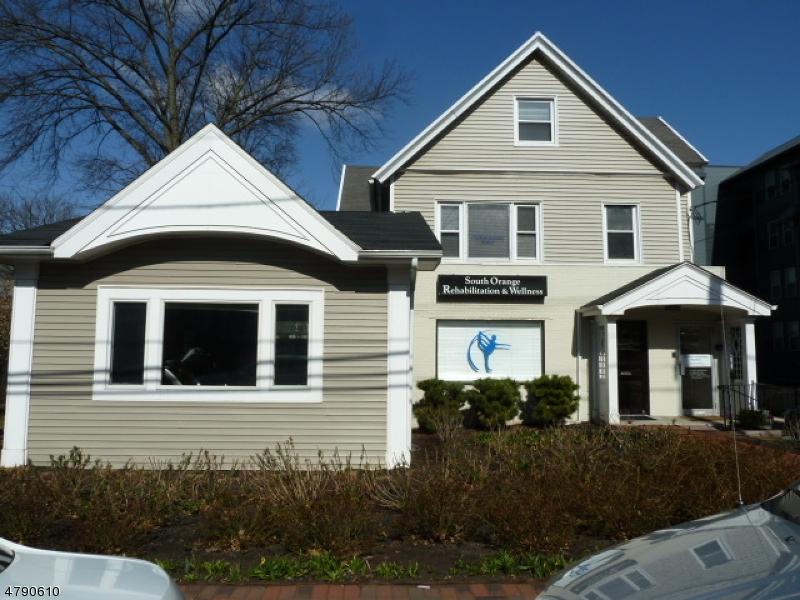 177 Valley St - Photo 1
