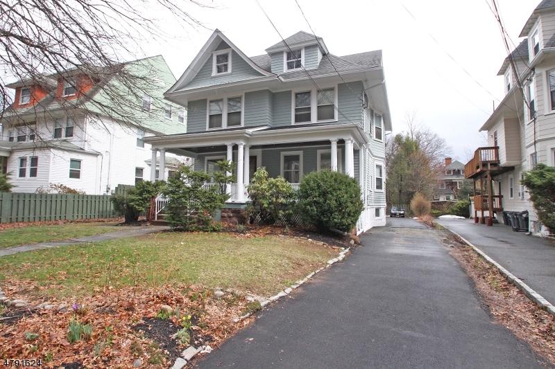 75 Christopher St - Photo 1