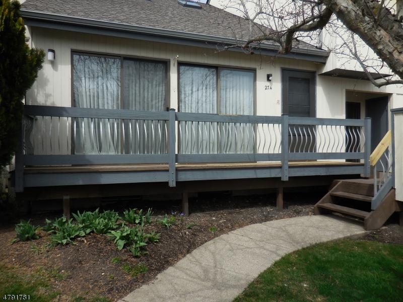274 Crabtree Ct - Photo 1