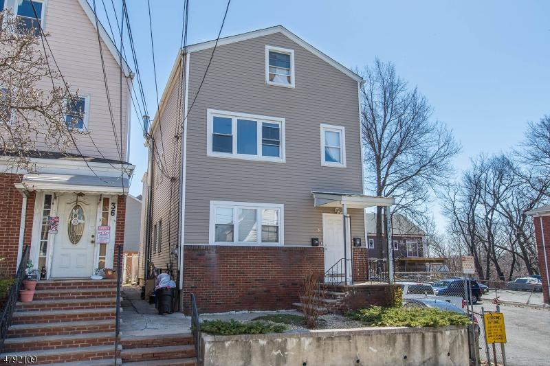 34 Clinton St - Photo 1