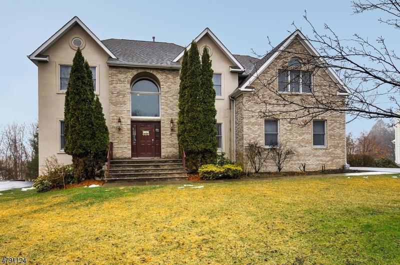 24 Dave Espie Way - Photo 1