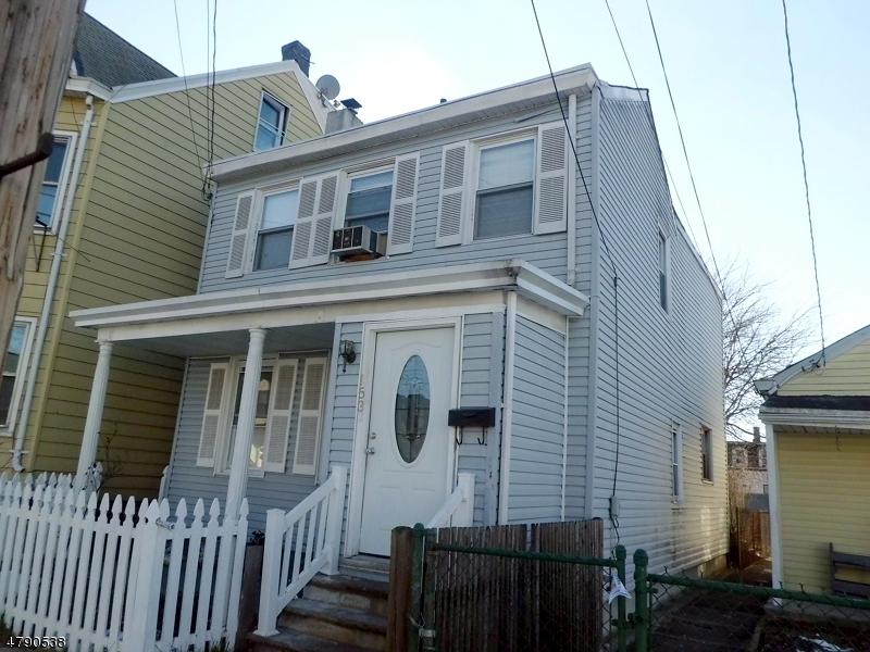153 Ryerson Ave - Photo 1
