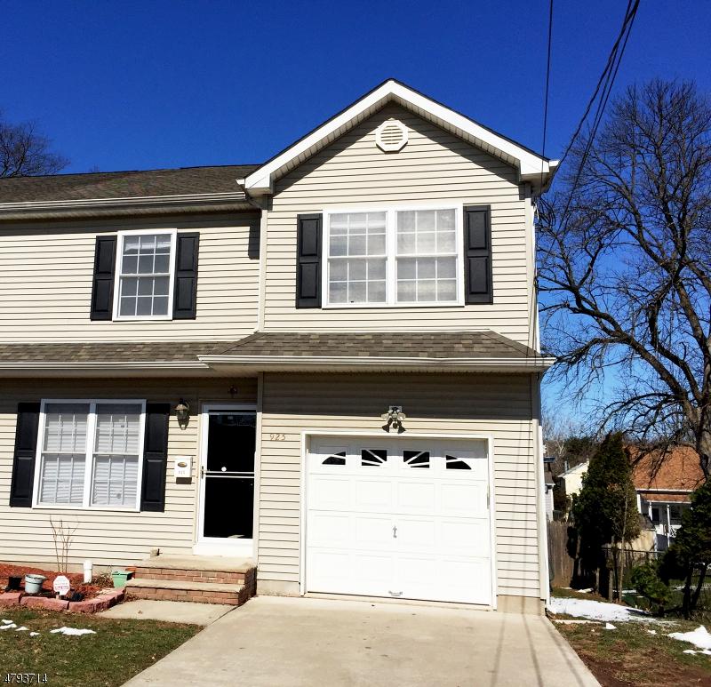 925 Lincoln Blvd - Photo 1