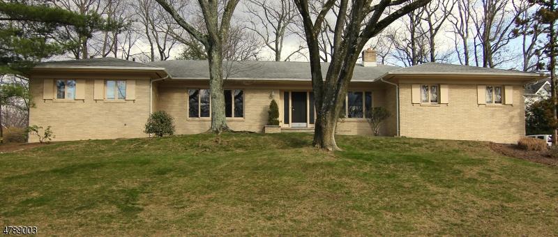 32 Ferris Dr - Photo 1