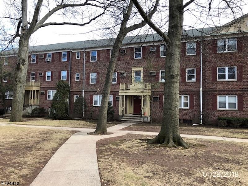 500 S Center St - Photo 1