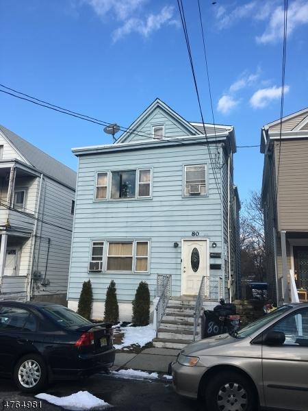 80 Richard St - Photo 1