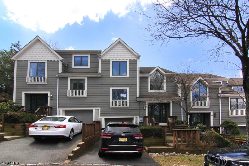 22 Bolds Ln - Photo 1