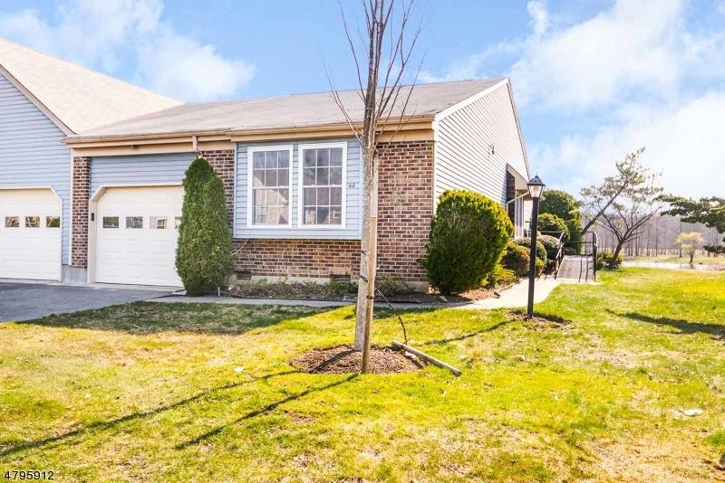 4 A Glastonbury Dr - Photo 1