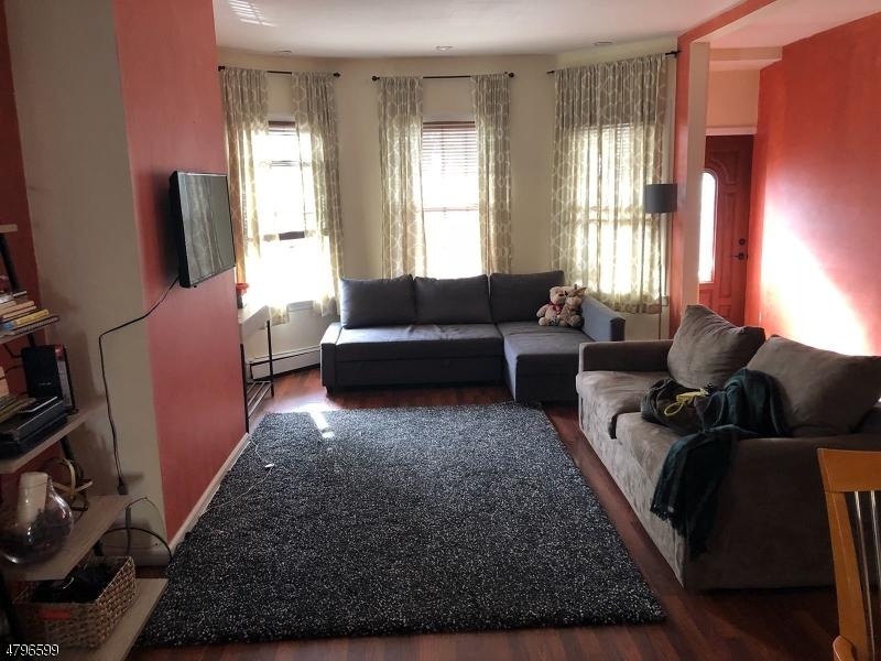 26 Washington Pl - Photo 1