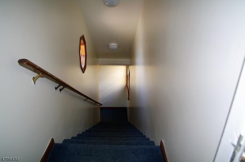 100 Quarry Rd, Commer Ctr - Photo 1