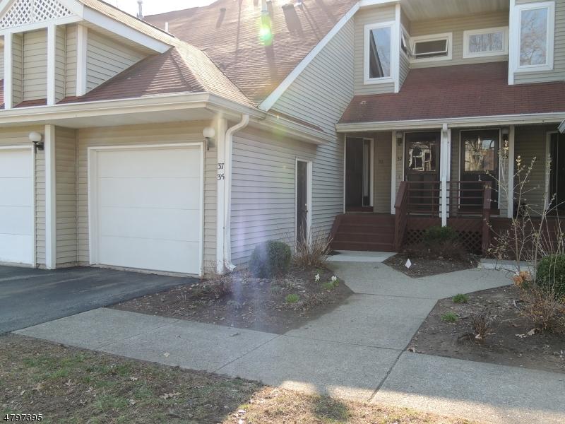 35 Ridgeview Ter - Photo 1