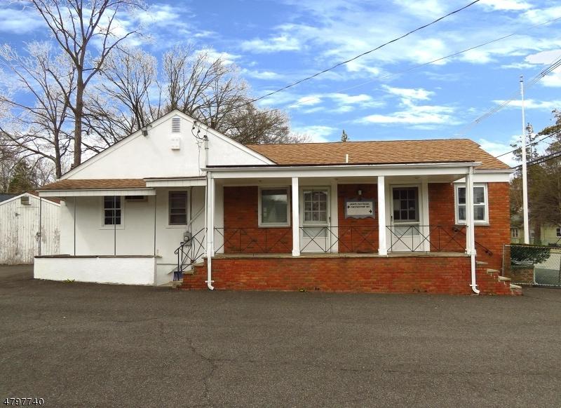 211 Kingston Rd - Photo 1
