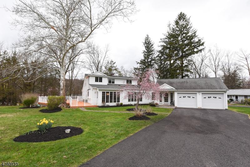 1006 Lakeview Dr - Photo 1