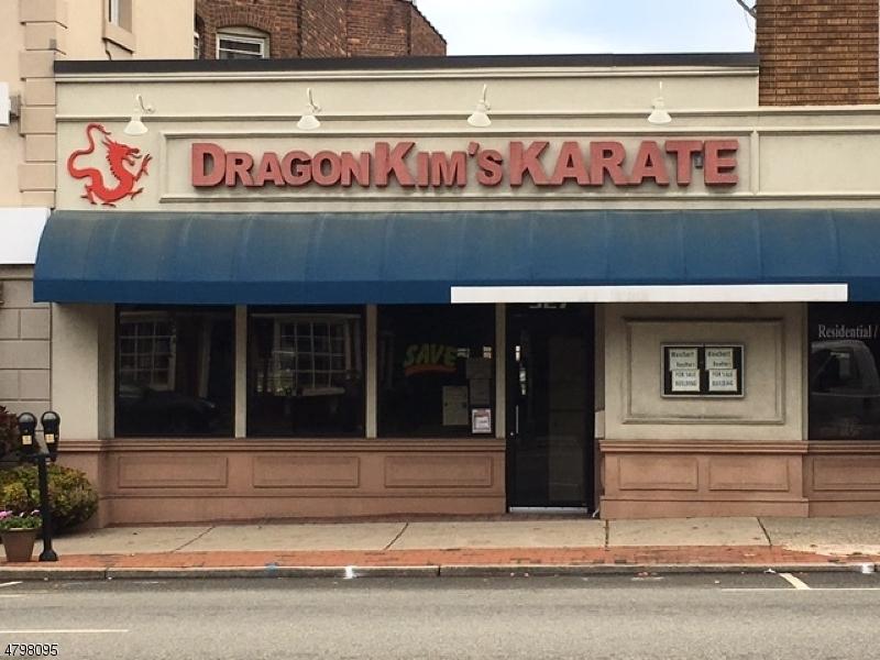 327 Bloomfield Ave - Photo 1