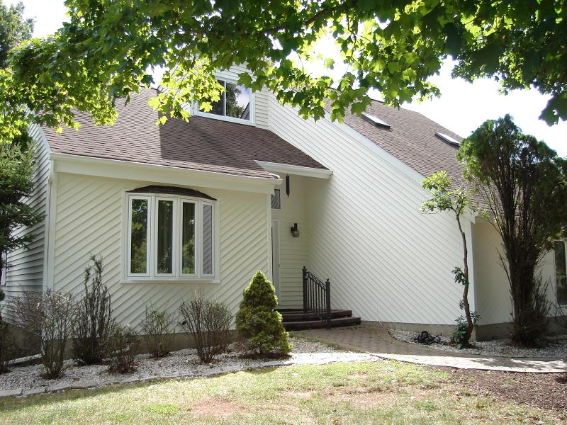 804 Amsterdam Rd - Photo 1