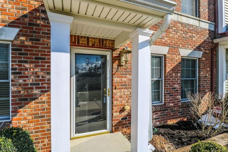 153 Main St - Photo 1