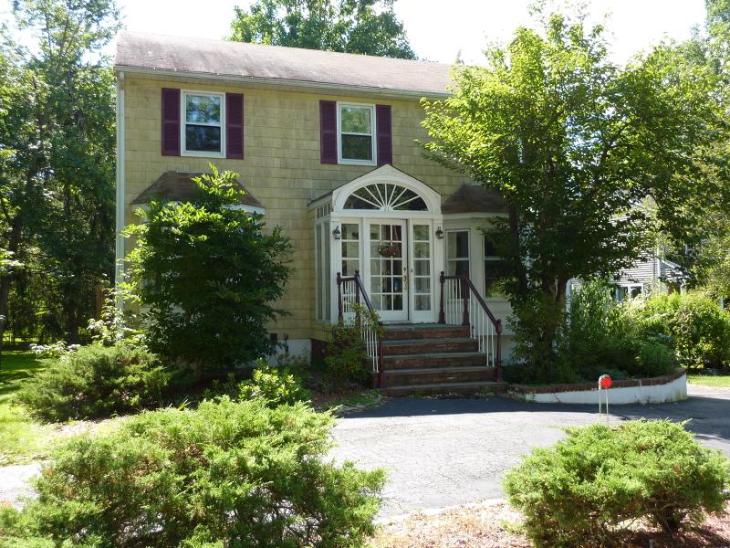 21 Cypress Rd - Photo 1