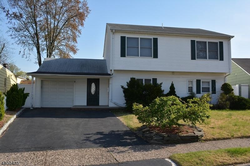 9 Somerville St - Photo 1