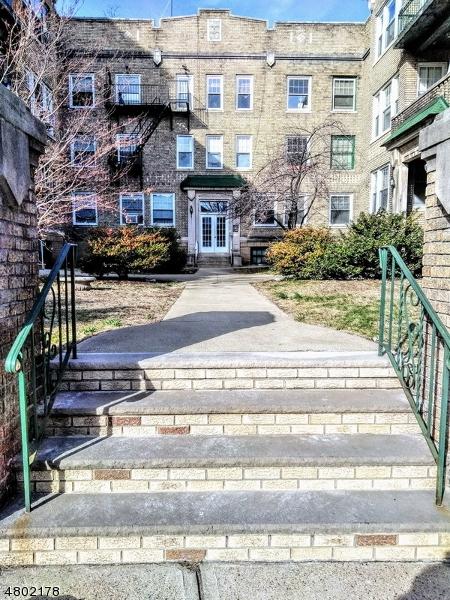 500 Park Ave - Photo 1