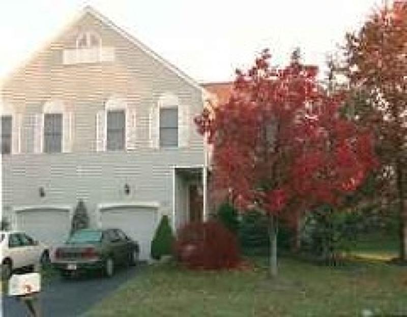 957 Concord Way - Photo 1