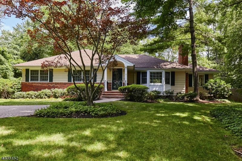 83 Pine Way - Photo 1