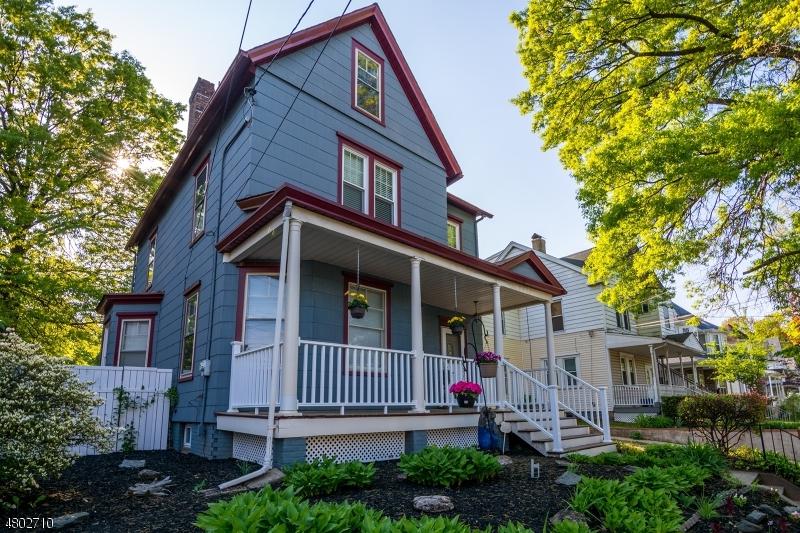 223 Main St - Photo 1