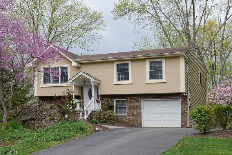 909 Walnut Drive - Photo 1