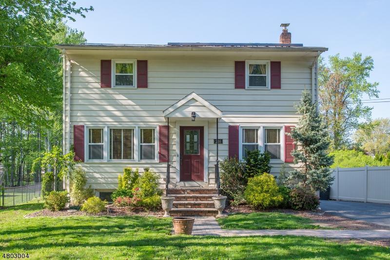 246 Horseneck Rd - Photo 1
