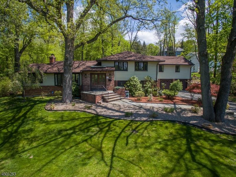 18 Orchard Ln - Photo 1