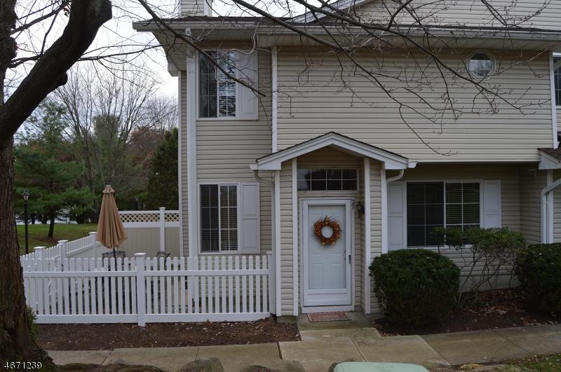 27 Academy Ct - Photo 1