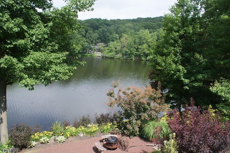 10 Lakeside Trl - Photo 1