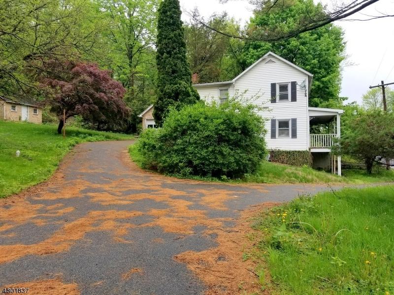 11 State Route 31 - Photo 1