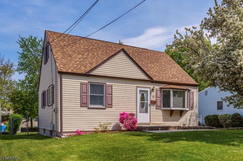 32 Northfield Ave - Photo 1