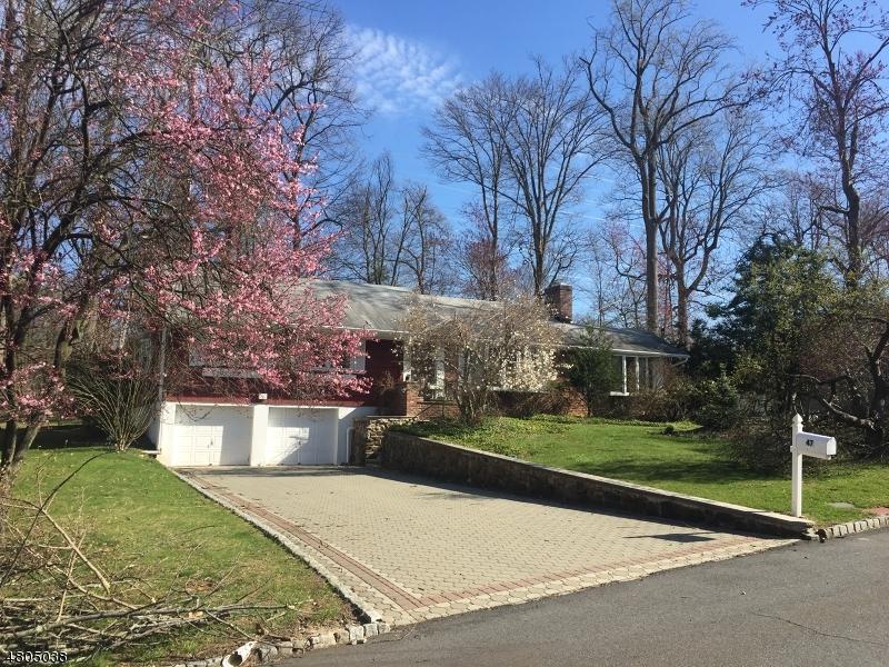 47 White Oak Dr - Photo 1