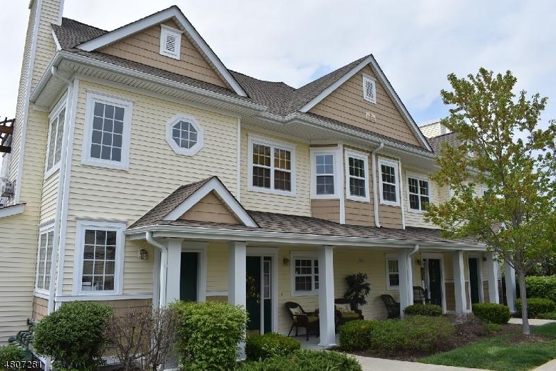 220 Old Farm Dr - Photo 1
