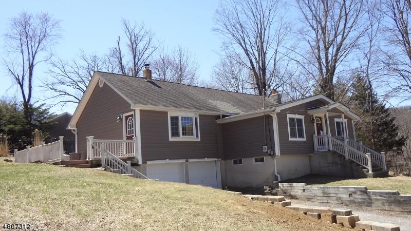 35 Fernwood Ave - Photo 1
