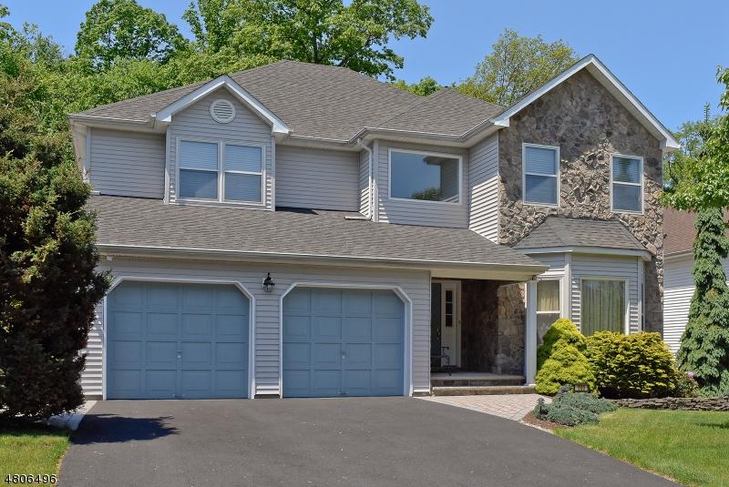 100 Seasons Glen Dr - Photo 1
