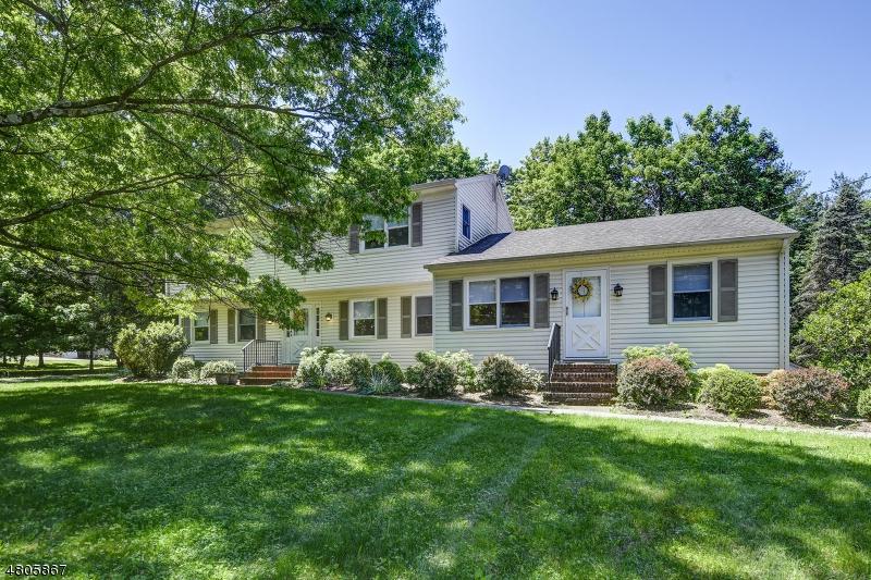 675 Country Club Rd - Photo 1