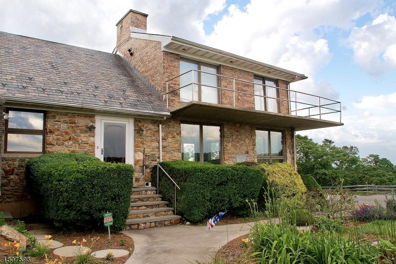 2493 Belvidere Rd - Photo 1