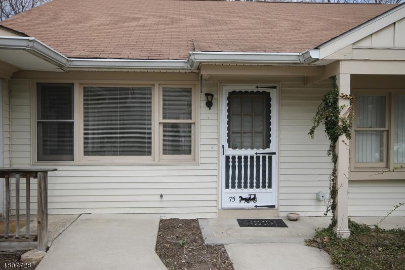 75 Carriage Ln - Photo 1