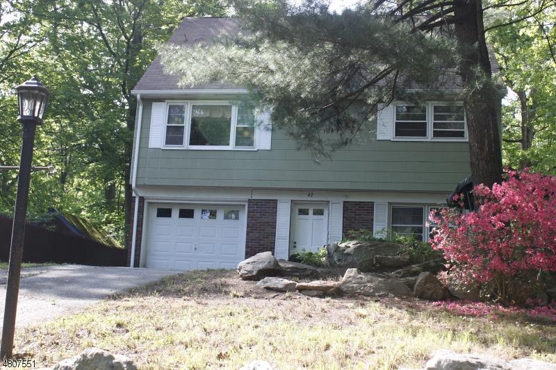 42 Maple Rd - Photo 1