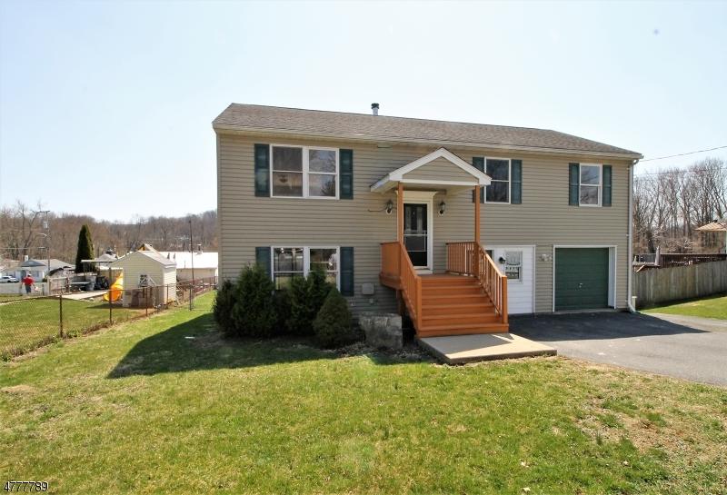 65 Cornish St - Photo 1