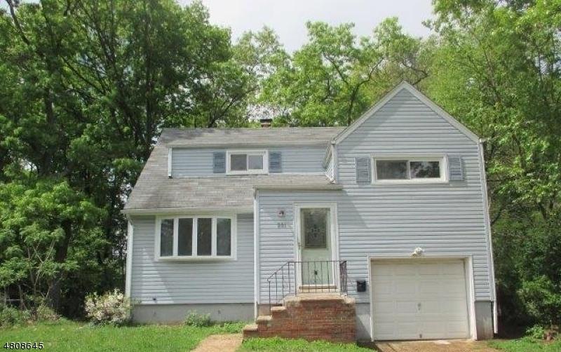 251 Park St - Photo 1
