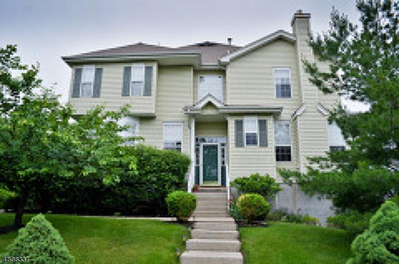 1 Worthington Terrace - Photo 1