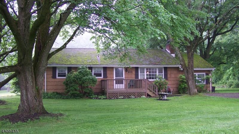 103 Voorhees Rd - Photo 1
