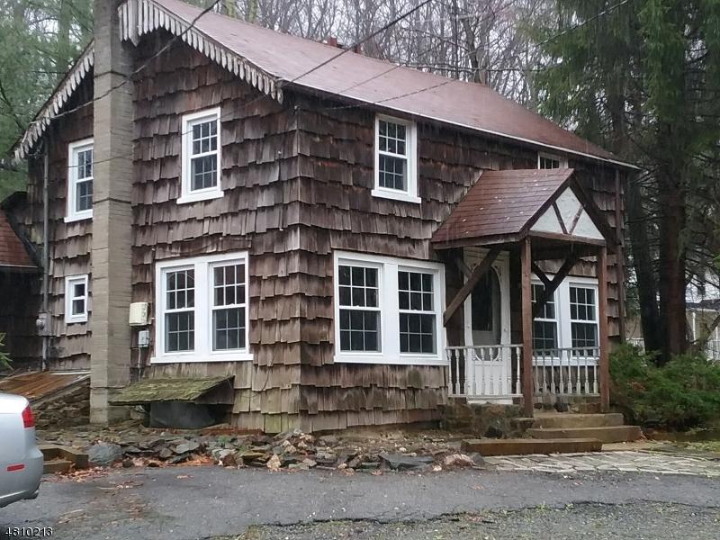 1399 Sussex Tpke - Photo 1