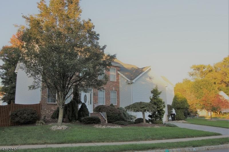 32 Putnam Rd - Photo 1