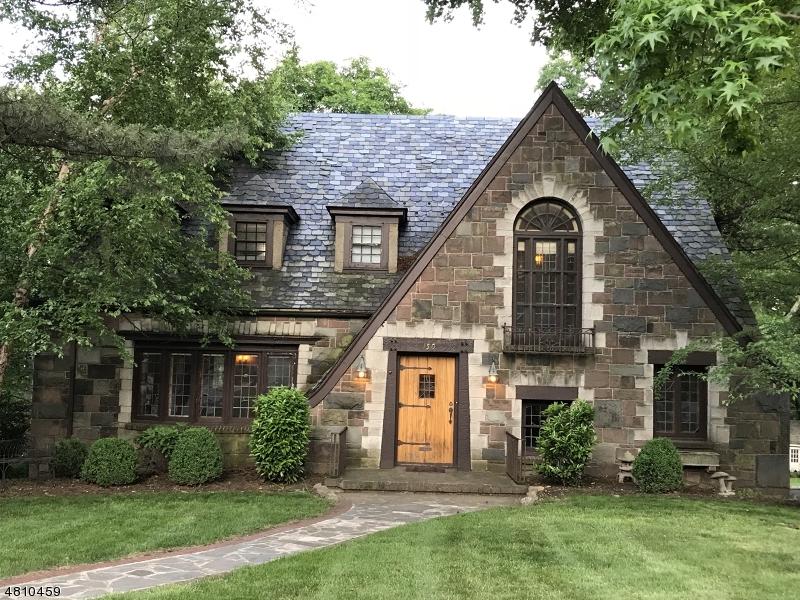 150 Wyoming Ave - Photo 1